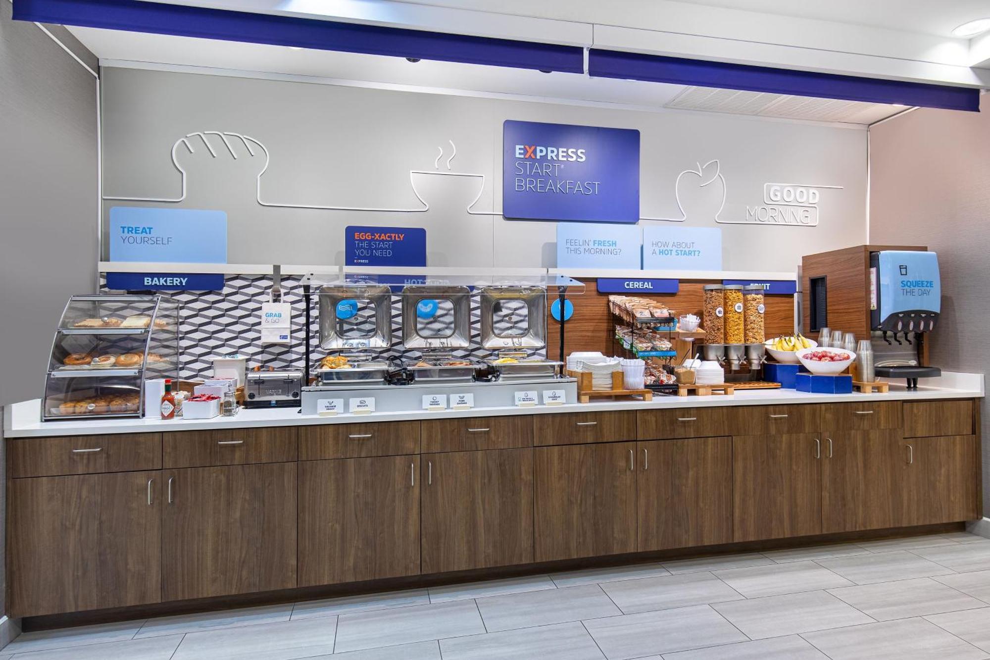 Holiday Inn Express & Suites - Cleveland Northwest By Ihg Luaran gambar
