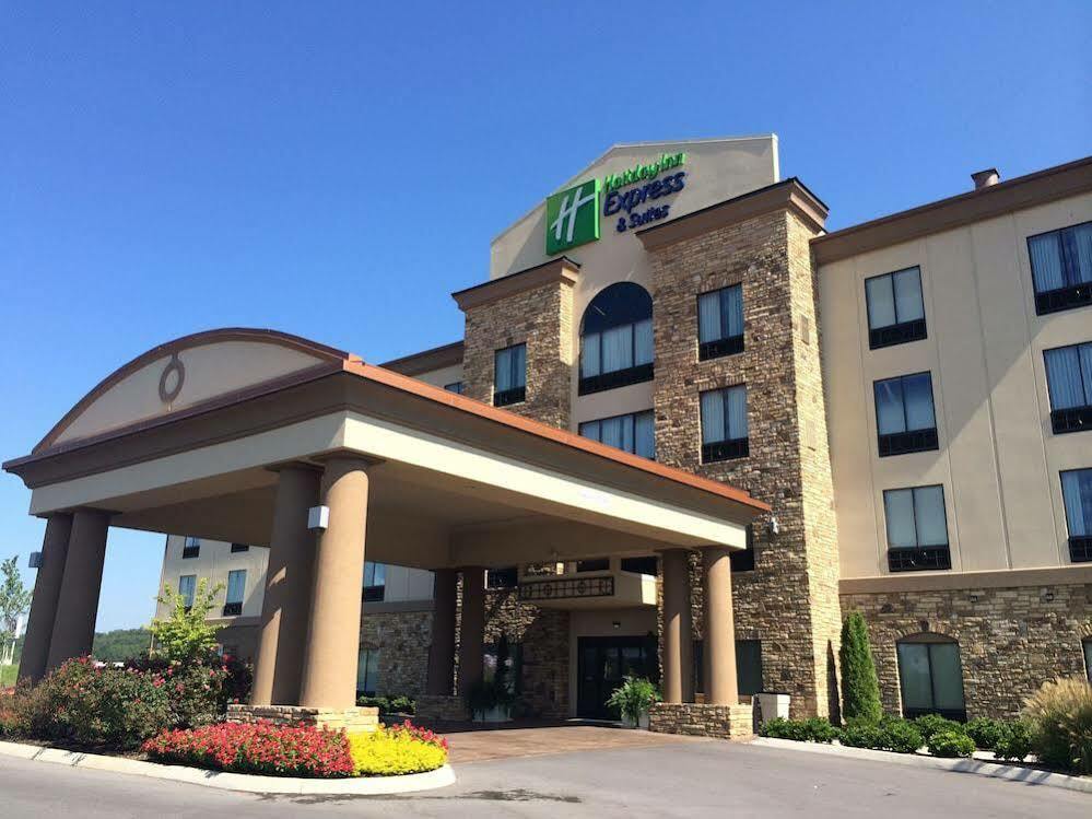Holiday Inn Express & Suites - Cleveland Northwest By Ihg Luaran gambar